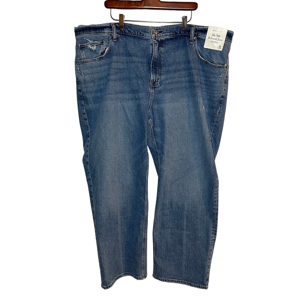 NWT Abercrombie High Rise 90S Relaxed Jean Medium Wash Plus Size 36 Short Petite - Picture 2 of 9